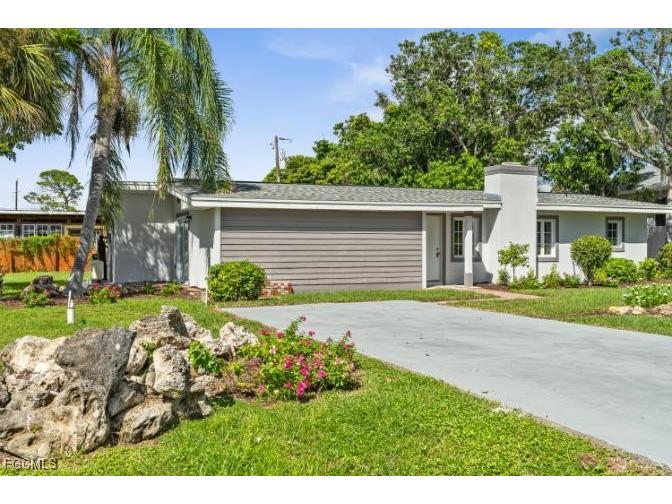 4970 Riverside Drive Estero FL 33928 2025019469 image1