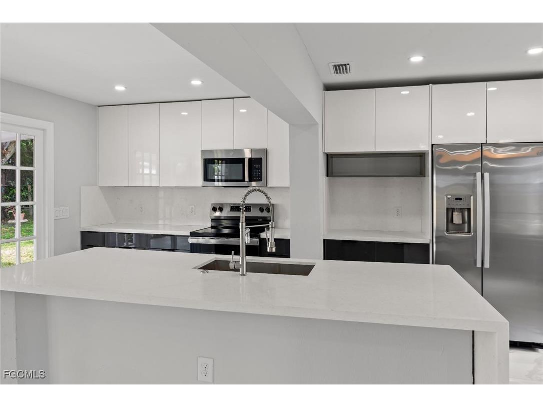 4970 Riverside Drive Estero FL 33928 2025019469 image16