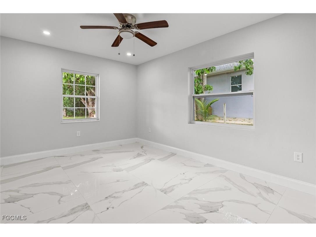 4970 Riverside Drive Estero FL 33928 2025019469 image19