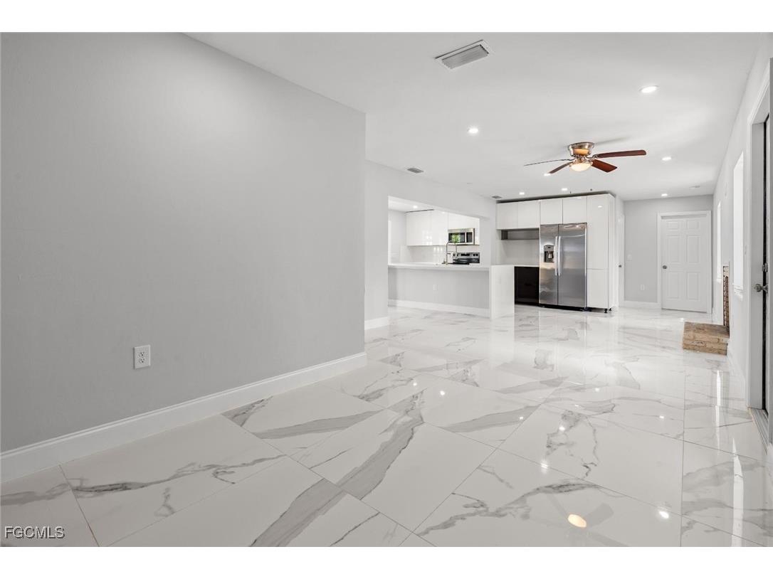 4970 Riverside Drive Estero FL 33928 2025019469 image8