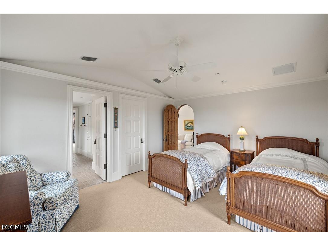 4972 Joewood Drive Sanibel FL 33957 2026025403 image34