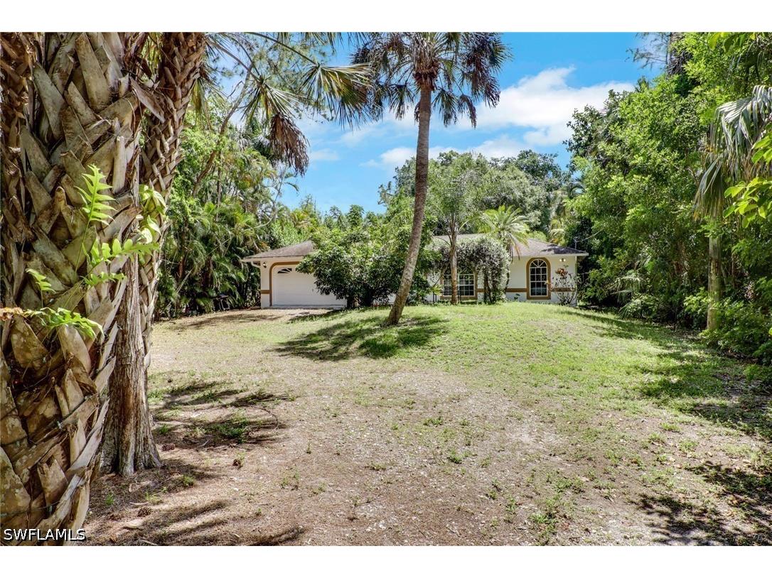 4974 Hawthorn Woods Way Naples FL 34116 226017947 image2