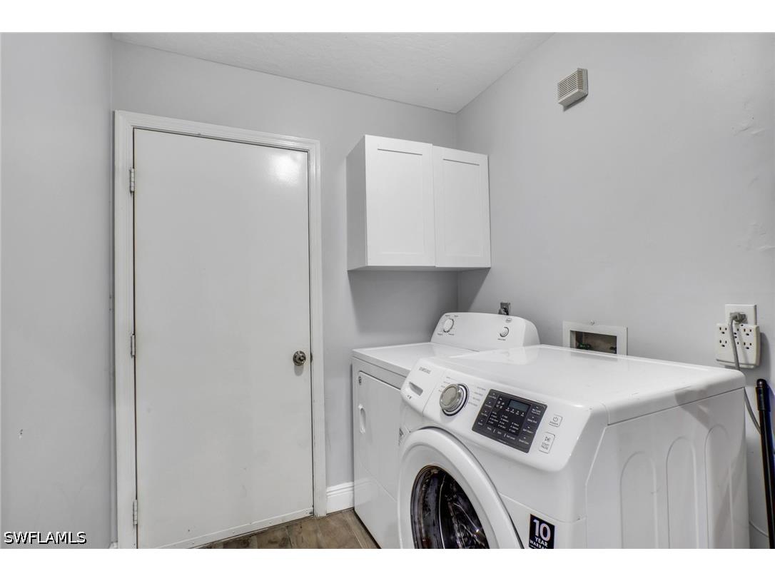 4974 Hawthorn Woods Way Naples FL 34116 226017947 image22