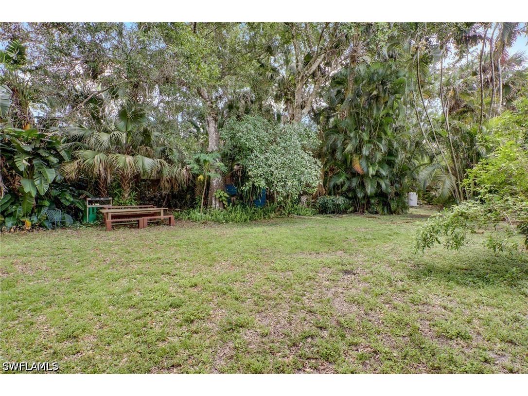 4974 Hawthorn Woods Way Naples FL 34116 226017947 image28