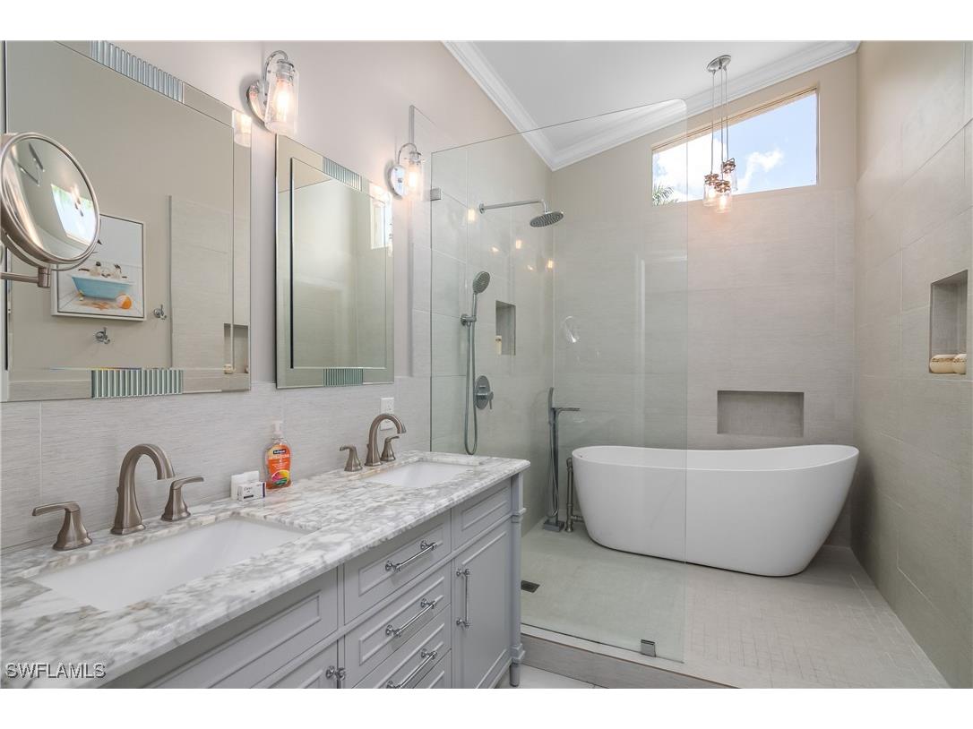 4975 Hickory Wood Drive Naples FL 34119 225074115 image3