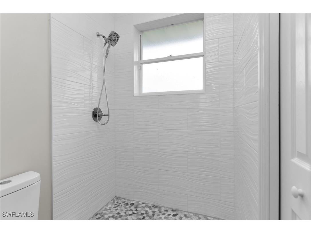 4975 Mederia Lane Estero FL 33928 225058632 image14