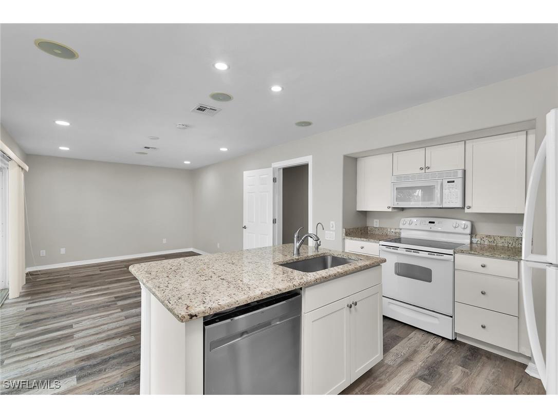 4975 Mederia Lane Estero FL 33928 225058632 image35