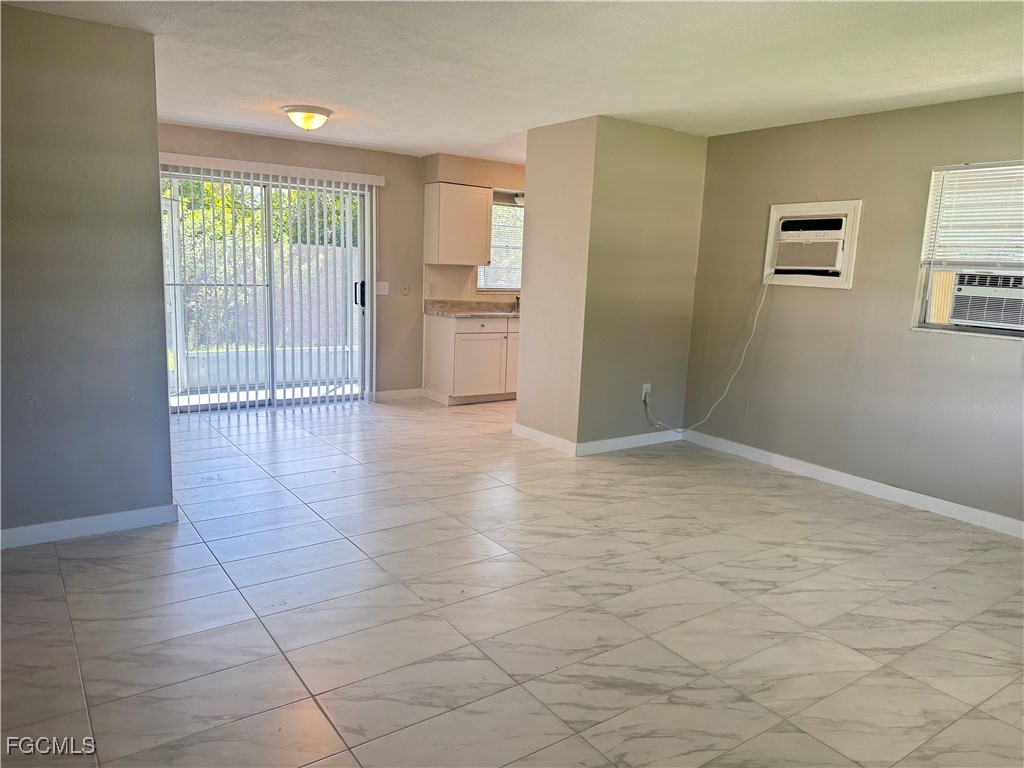 4976 Howard Street Fort Myers FL 33905 2025012634 image4