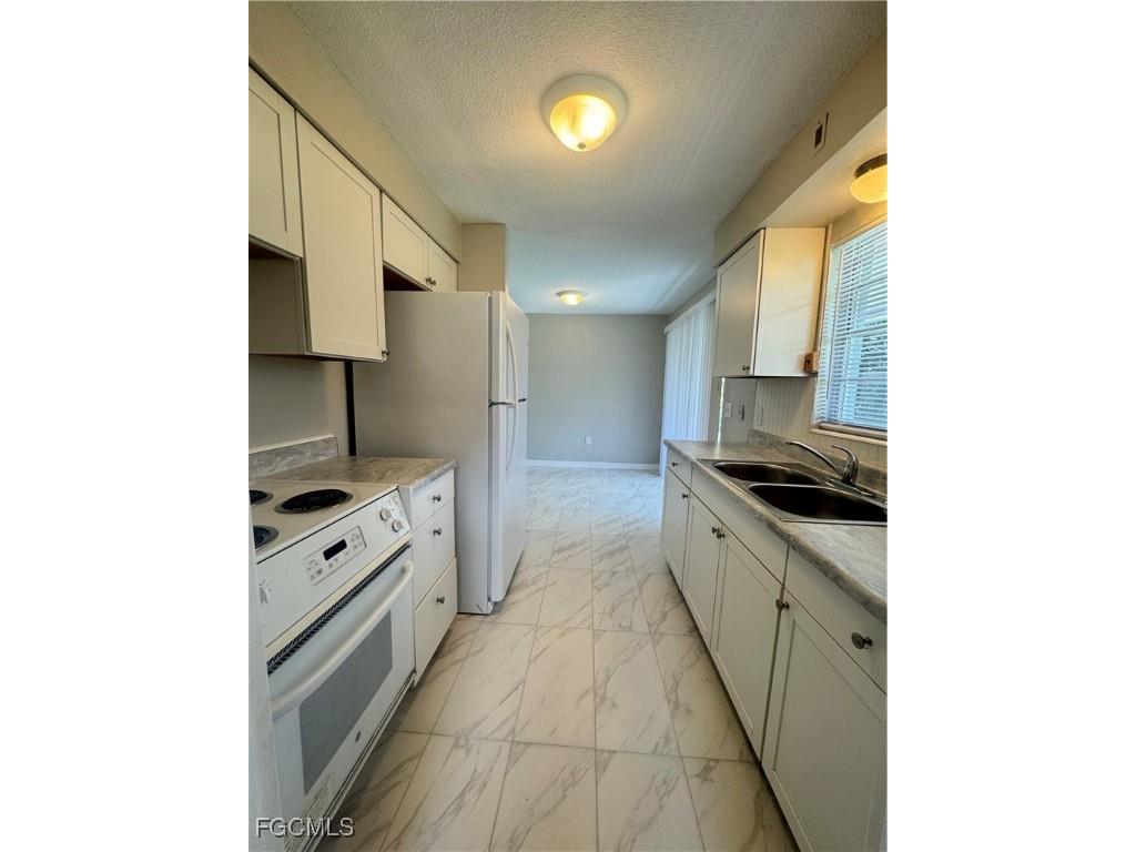 4976 Howard Street Fort Myers FL 33905 2025012634 image9