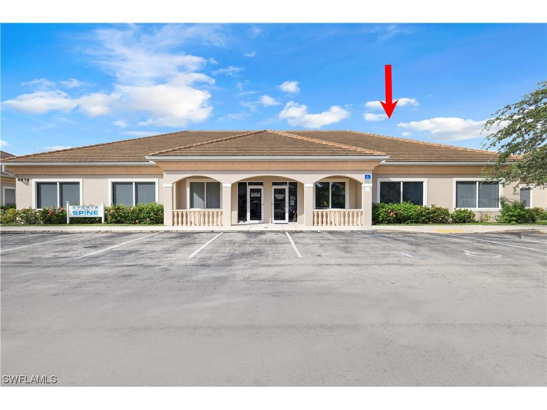 4977 Royal Gulf Circle Fort Myers FL 33966 223056990 image1