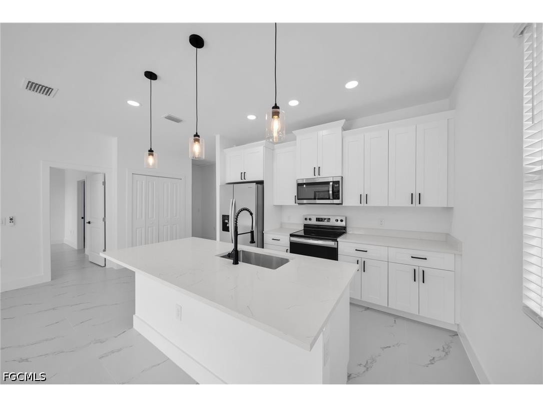 4982 Fairway Ct Lehigh Acres FL 33973 2026025917 image12