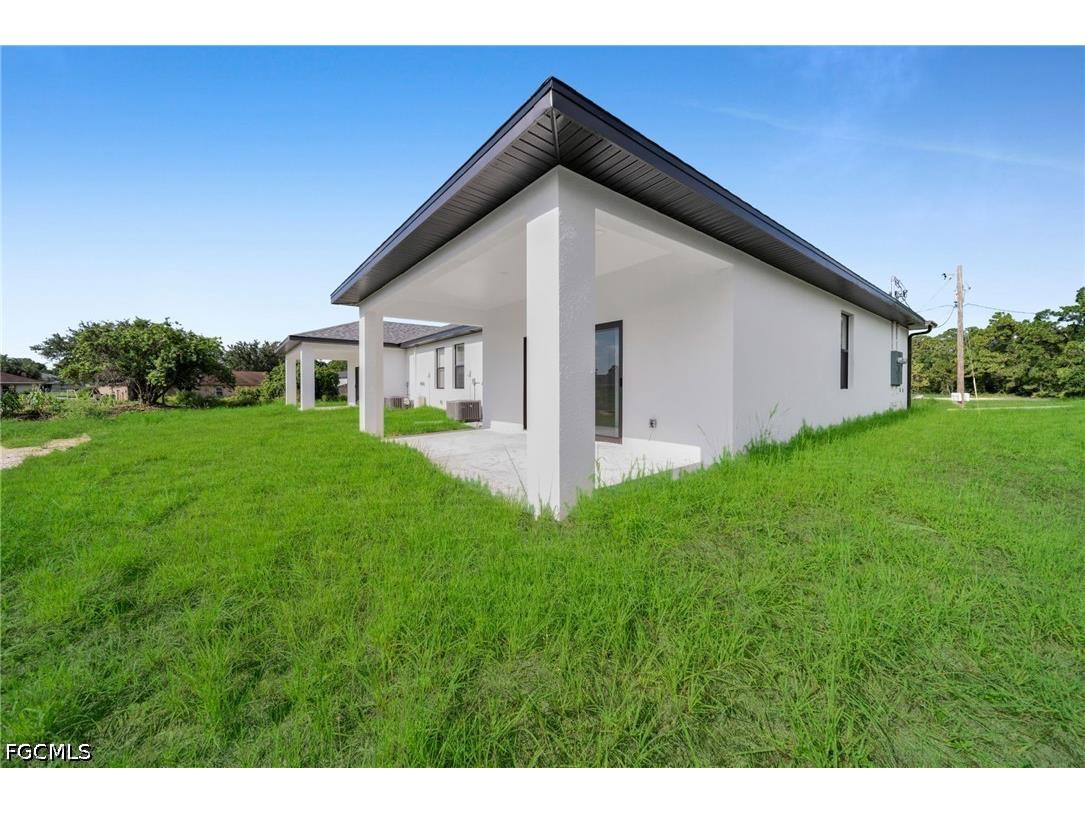 4982 Fairway Ct Lehigh Acres FL 33973 2026025917 image21