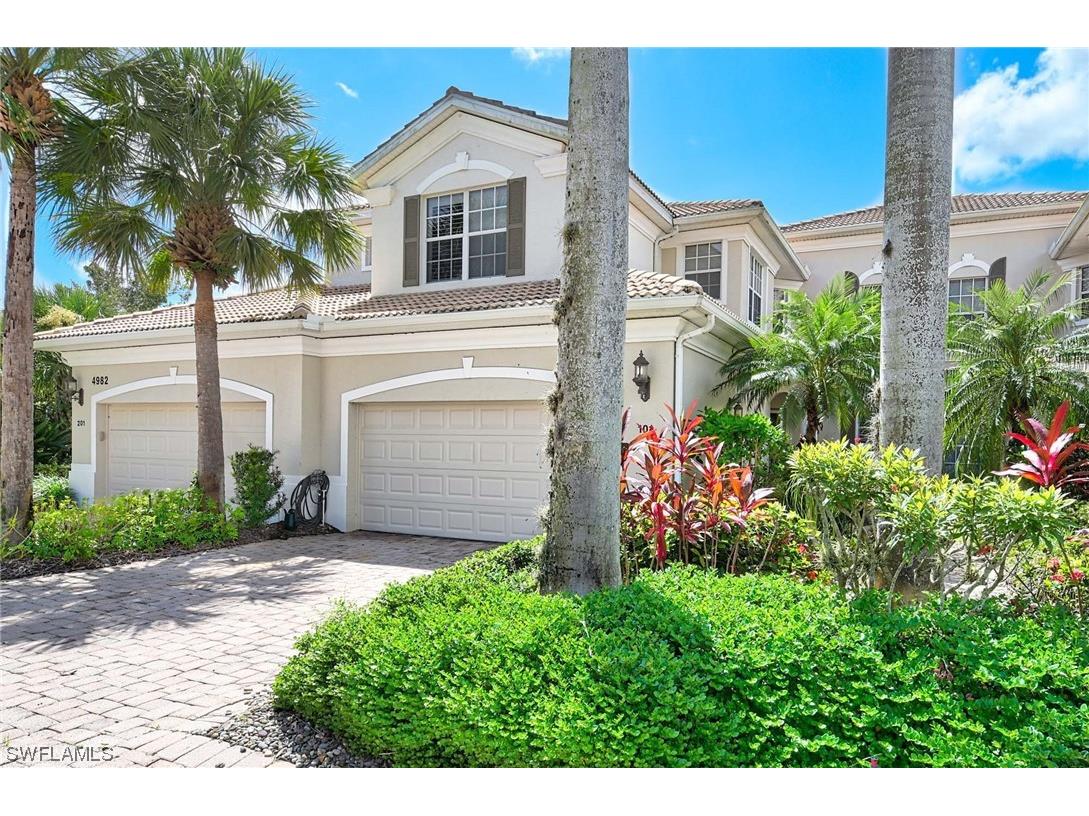 4982 Shaker Heights Court #101 Naples FL 34112 223049038 image1