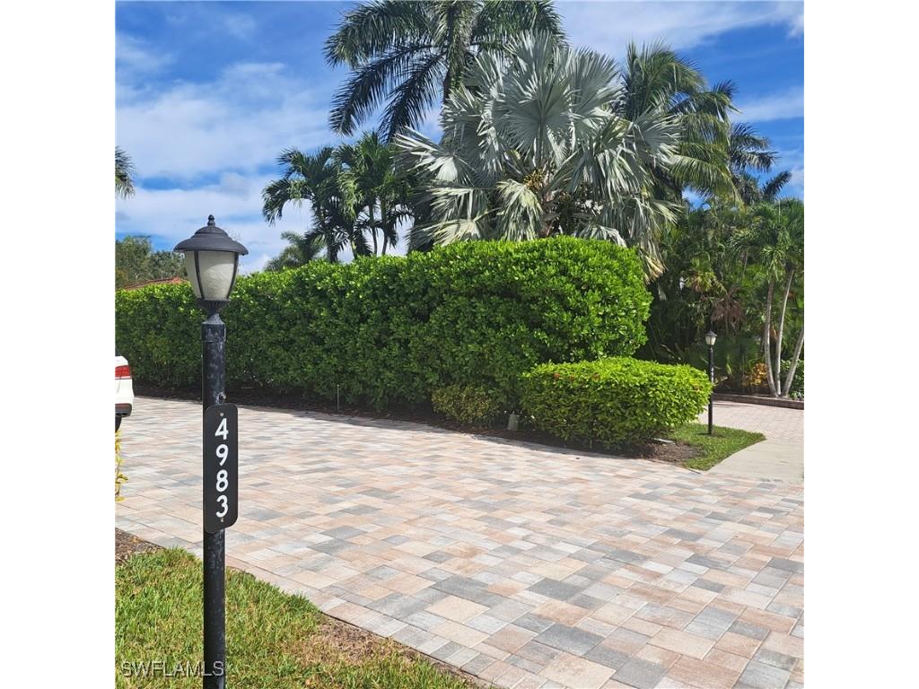 4983 Coach Lane Naples FL 34114 225073590 image1