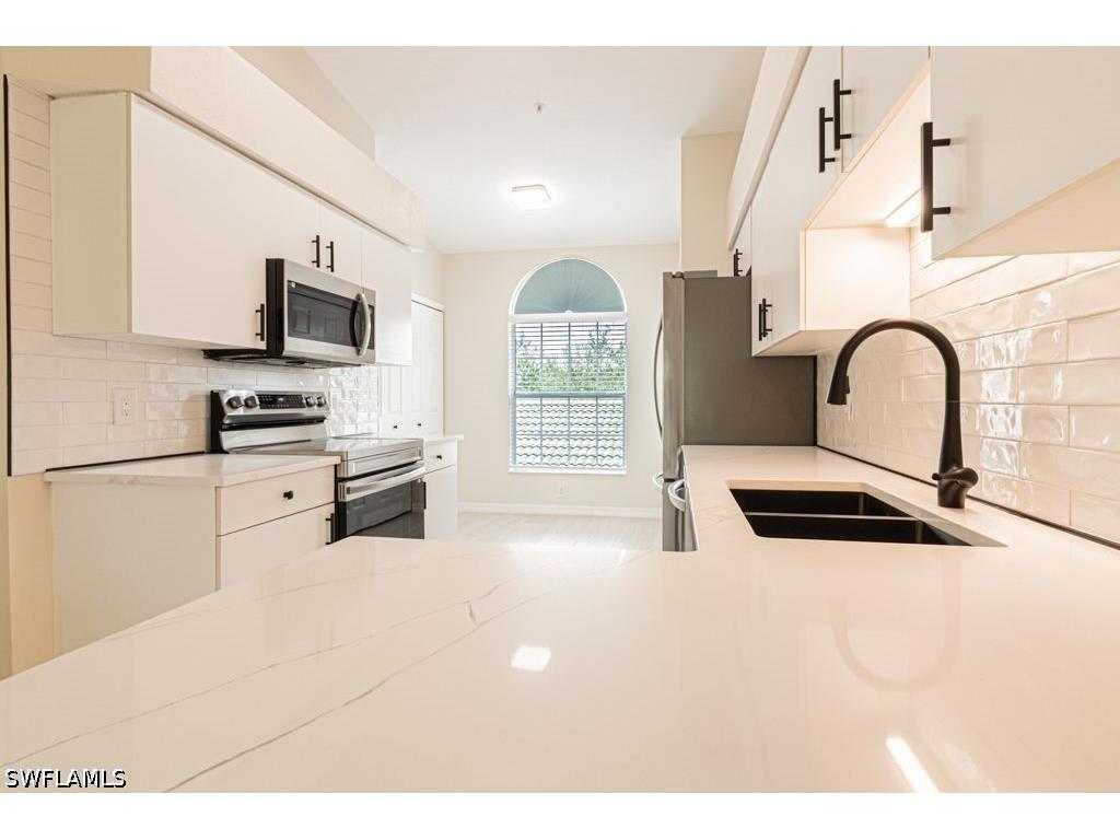 4985 Sandra Bay Drive #201 Naples FL 34109 226023002 image12