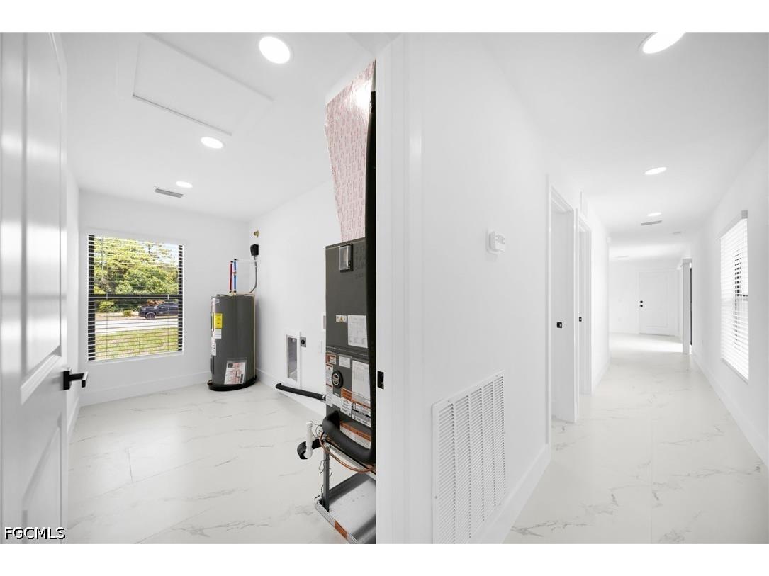 4987 Fairway Ct Lehigh Acres FL 33971 2026023920 image11