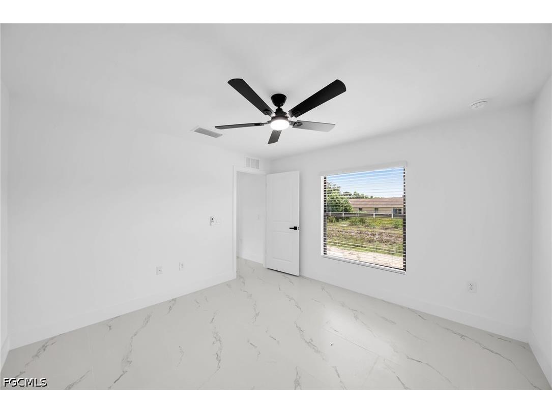 4987 Fairway Ct Lehigh Acres FL 33971 2026023920 image14