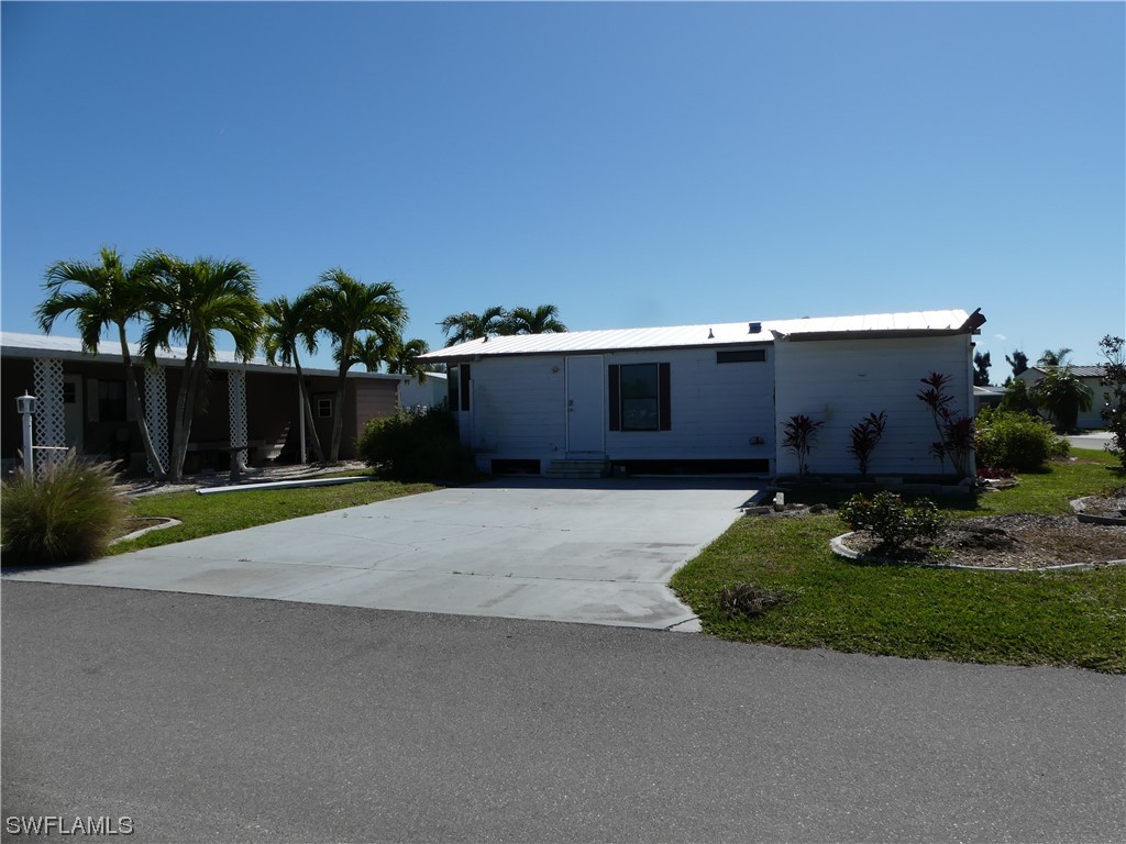 4987 Mouie Lane Saint James City FL 33956 224010261 image1