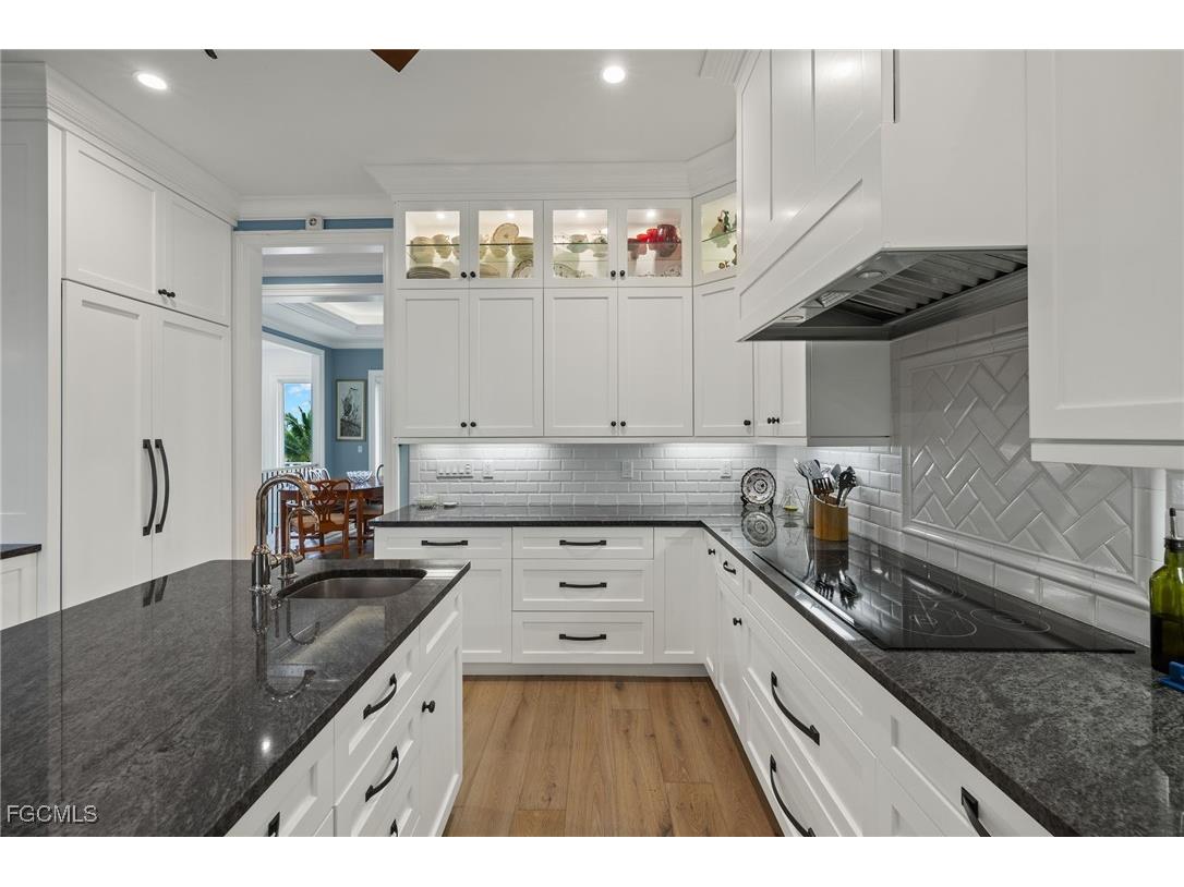 4988 Joewood Drive Sanibel FL 33957 2025014035 image13