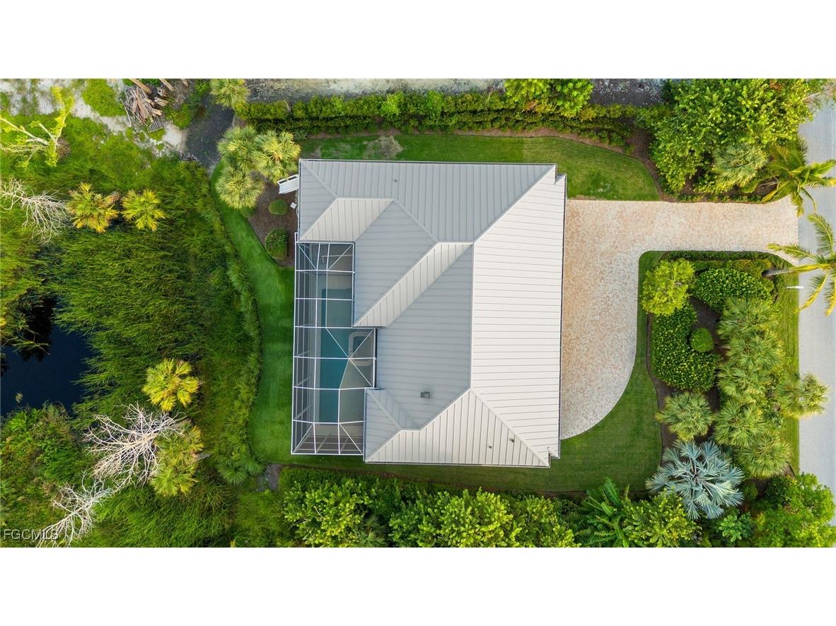 4988 Joewood Drive Sanibel FL 33957 2025014035 image2