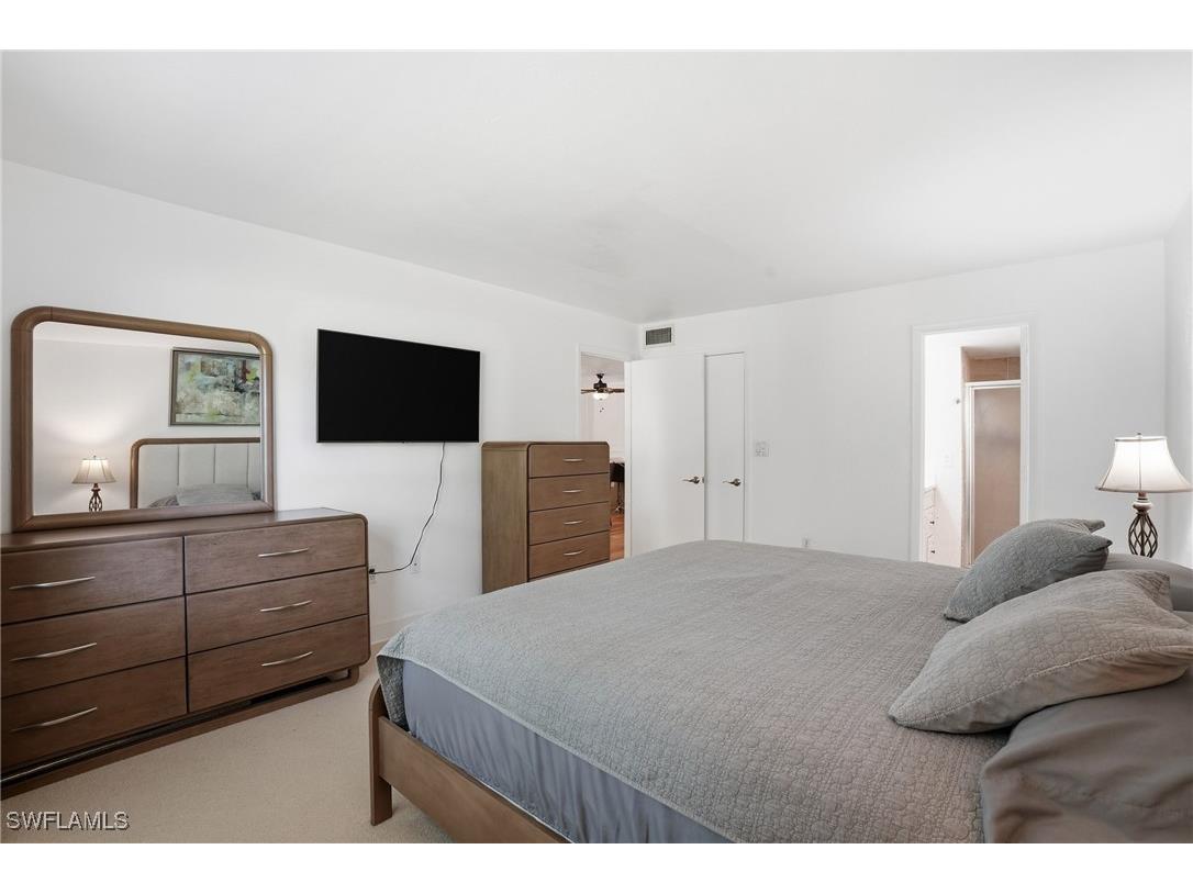 499 Forest Lakes Boulevard #203 Naples FL 34105 226000490 image7