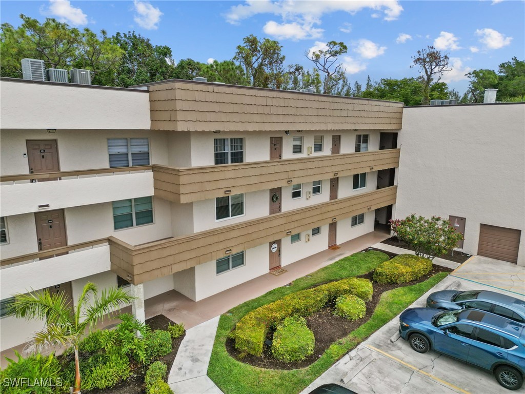 499 Forest Lakes Boulevard #205 Naples FL 34105 225008532 image1