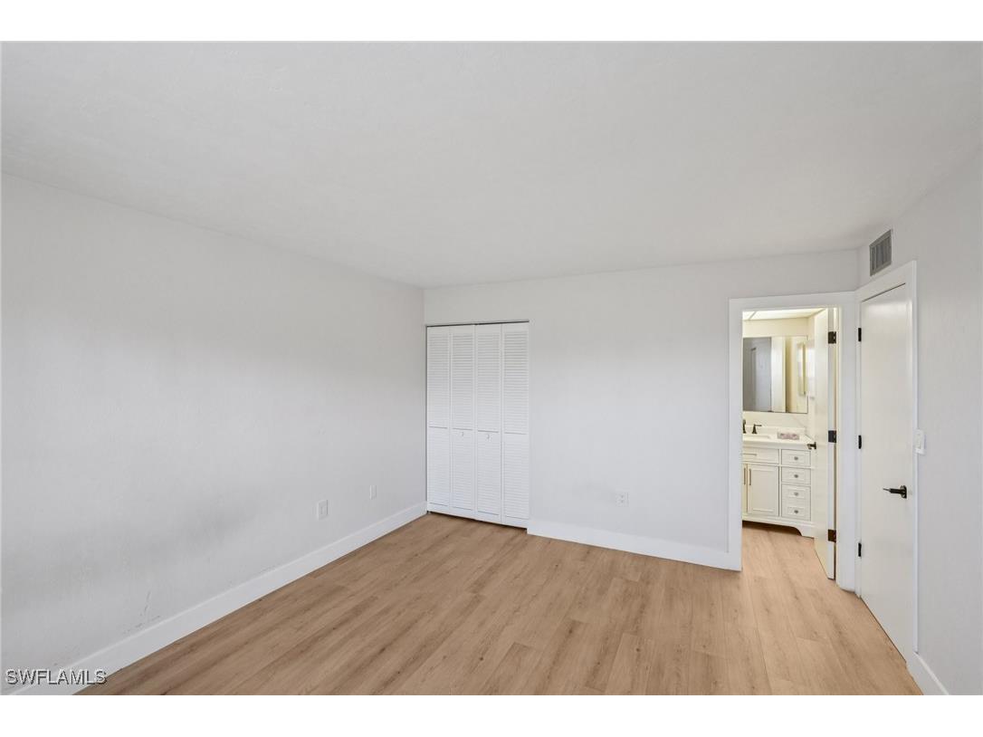 499 Forest Lakes Boulevard #305 Naples FL 34105 225068051 image19