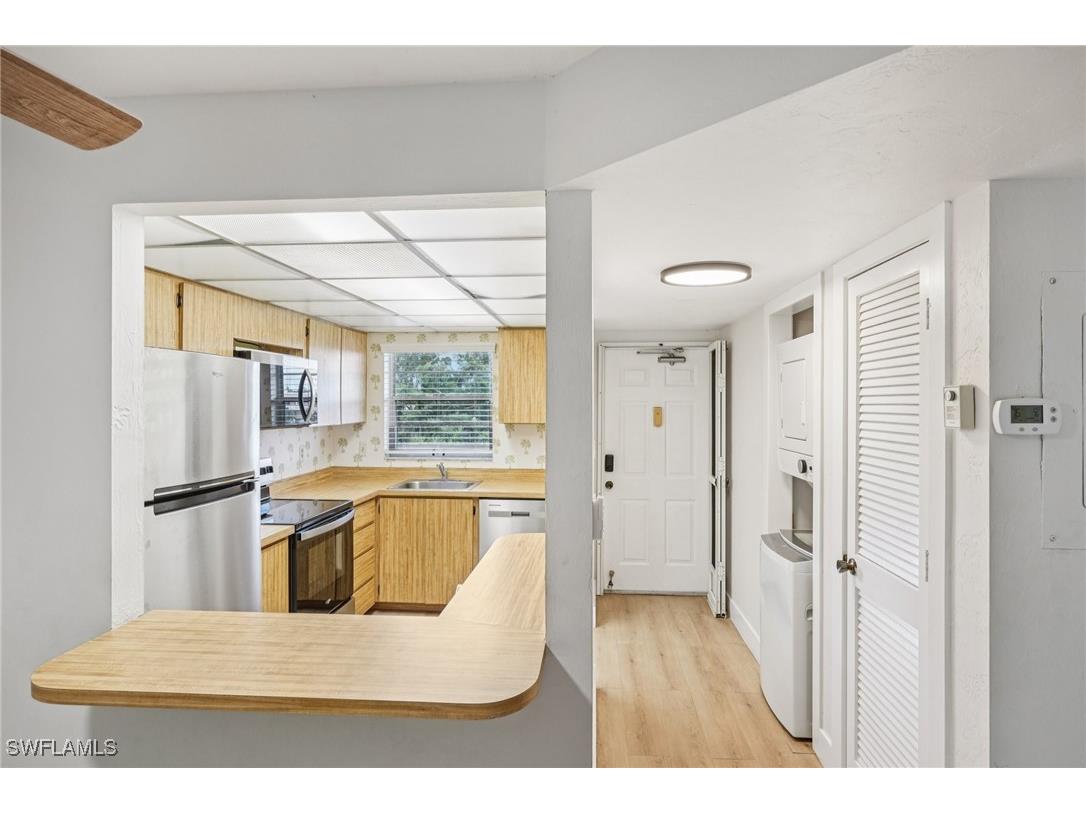 499 Forest Lakes Boulevard #305 Naples FL 34105 225068051 image4