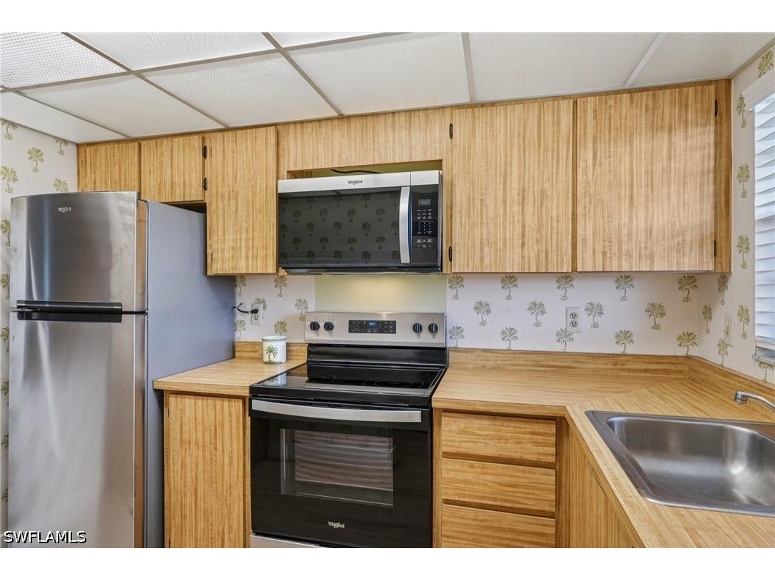 499 Forest Lakes Boulevard #305 Naples FL 34105 226014174 image8