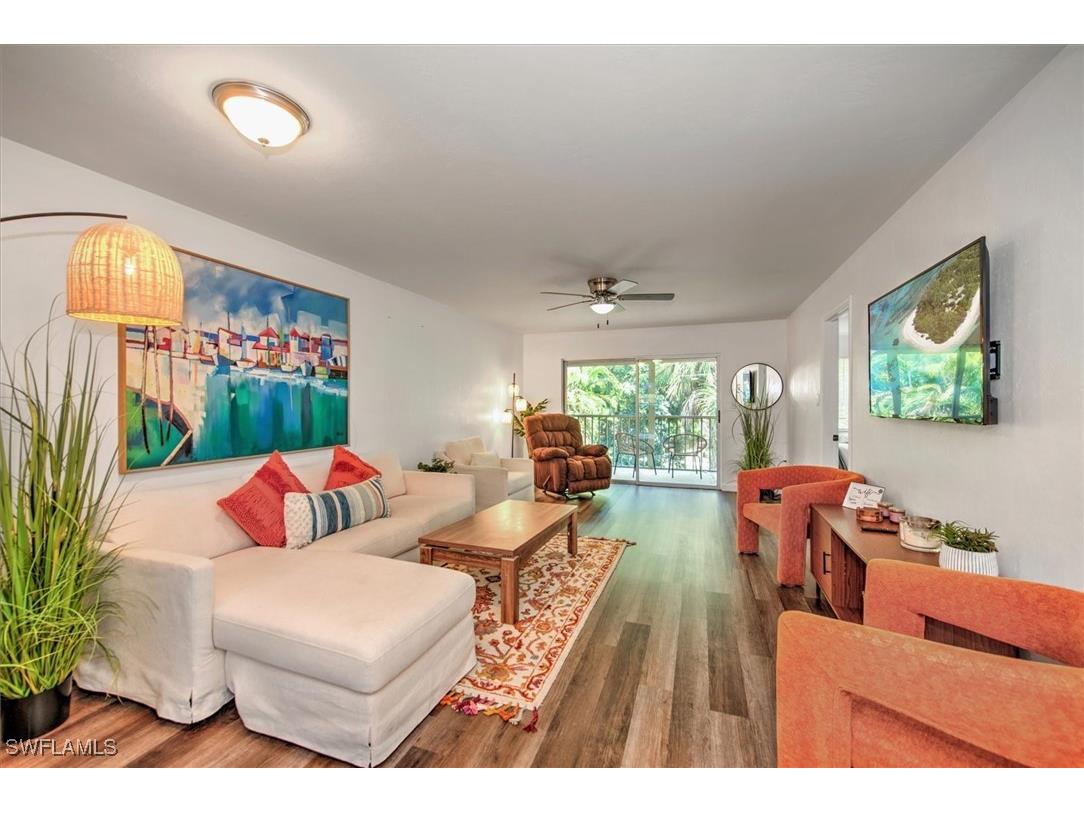 499 Forest Lakes Boulevard #306 Naples FL 34105 224080965 image1