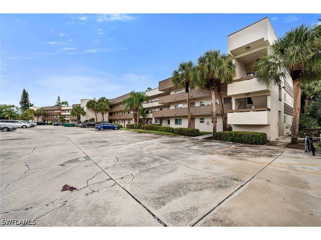  Naples FL 34105 226021791 image36
