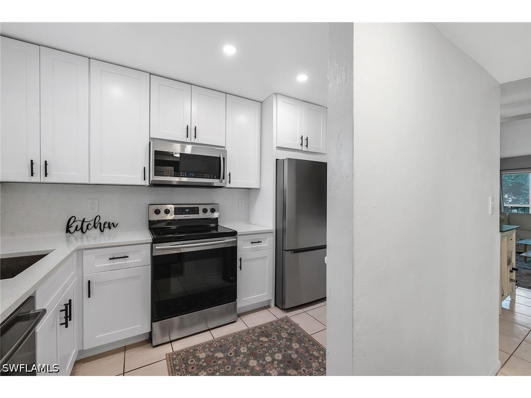  Naples FL 34105 226021791 image8