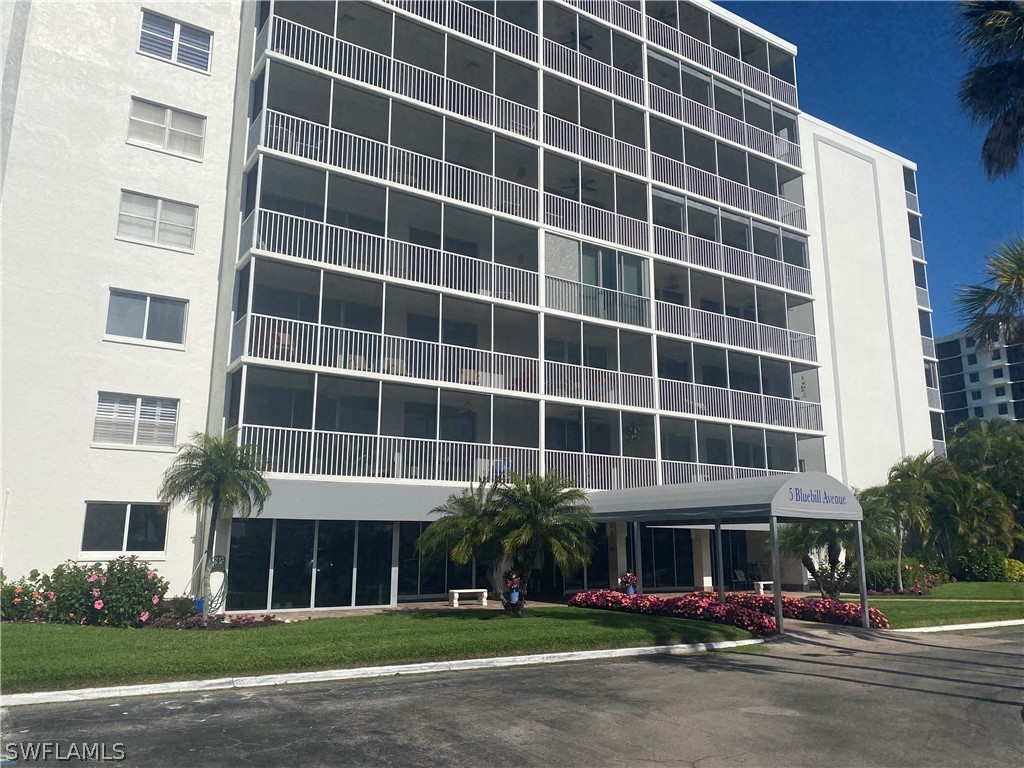 5 Bluebill Avenue #101 Naples FL 34108 226004439 image2