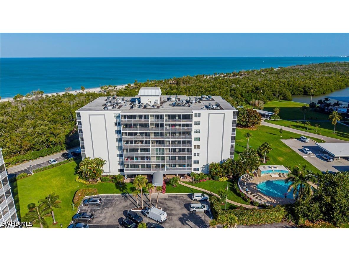 5 Bluebill Avenue #104 Naples FL 34108 226016159 image1