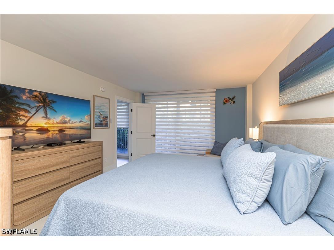 5 Bluebill Avenue #104 Naples FL 34108 226016159 image16