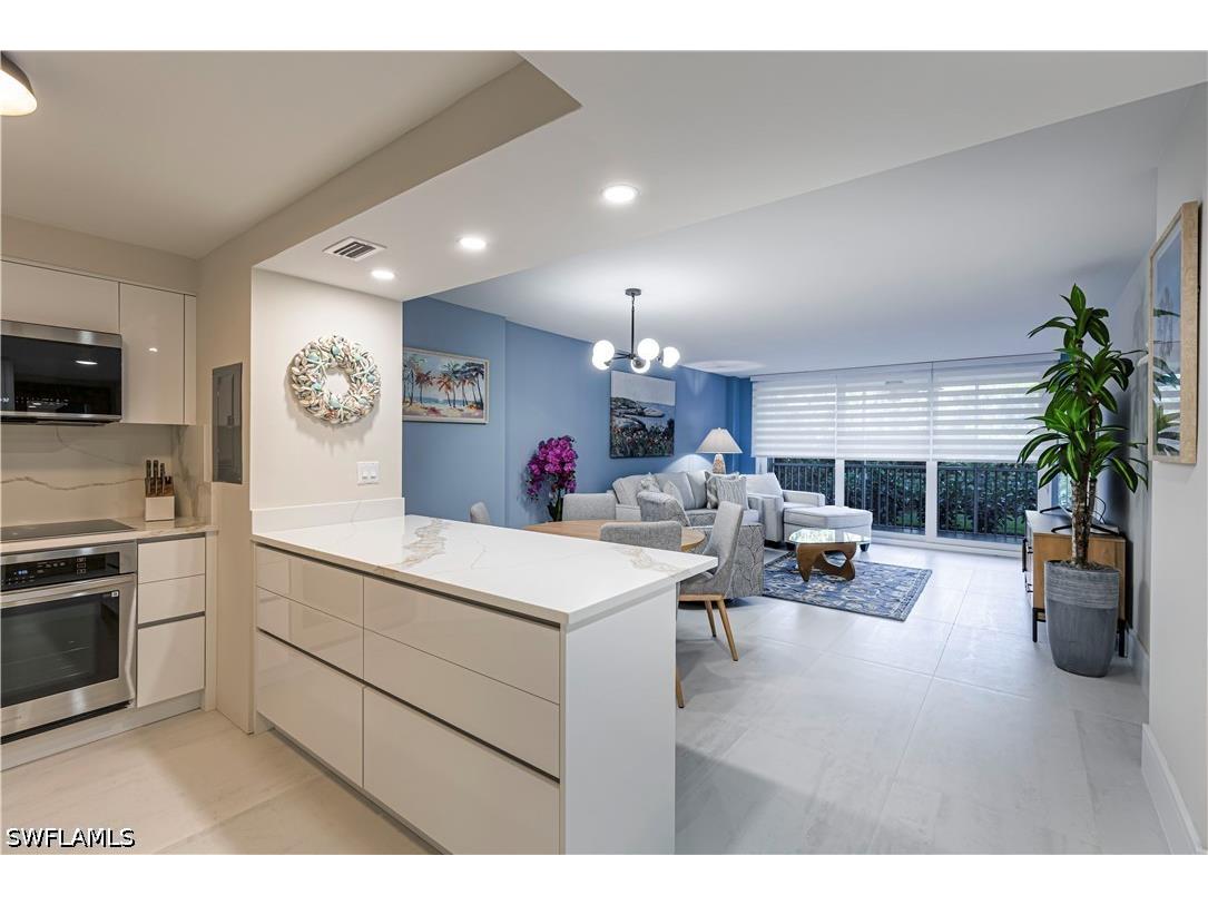 5 Bluebill Avenue #104 Naples FL 34108 226016159 image4
