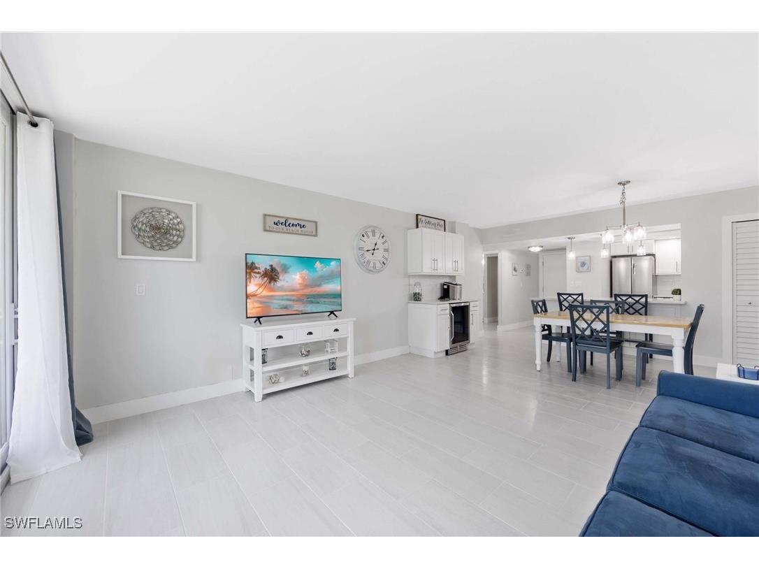 5 Bluebill Avenue #108 Naples FL 34108 226004543 image16