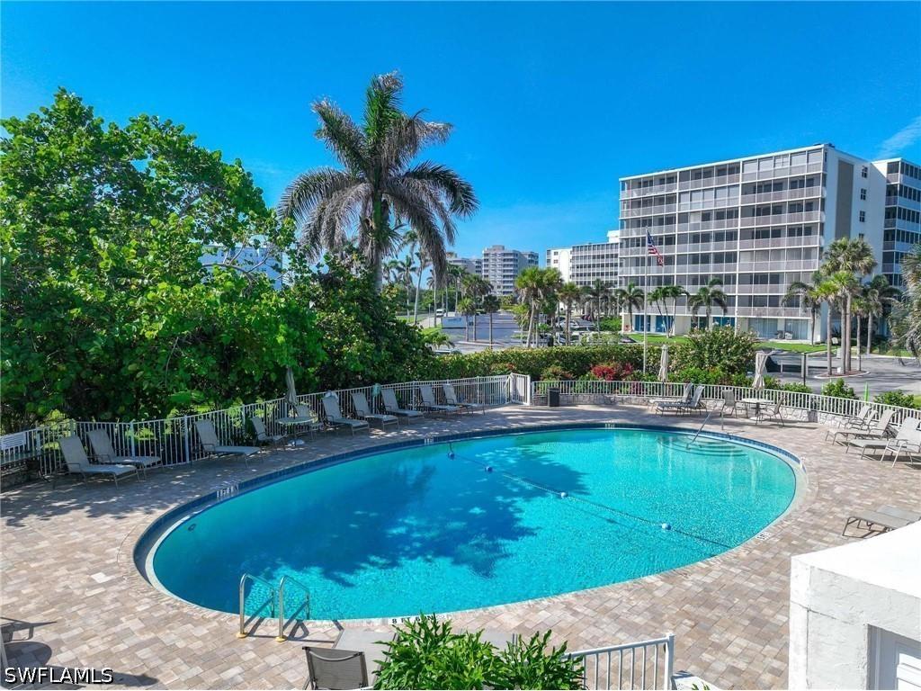 5 Bluebill Avenue #108S Naples FL 34108 226019257 image38