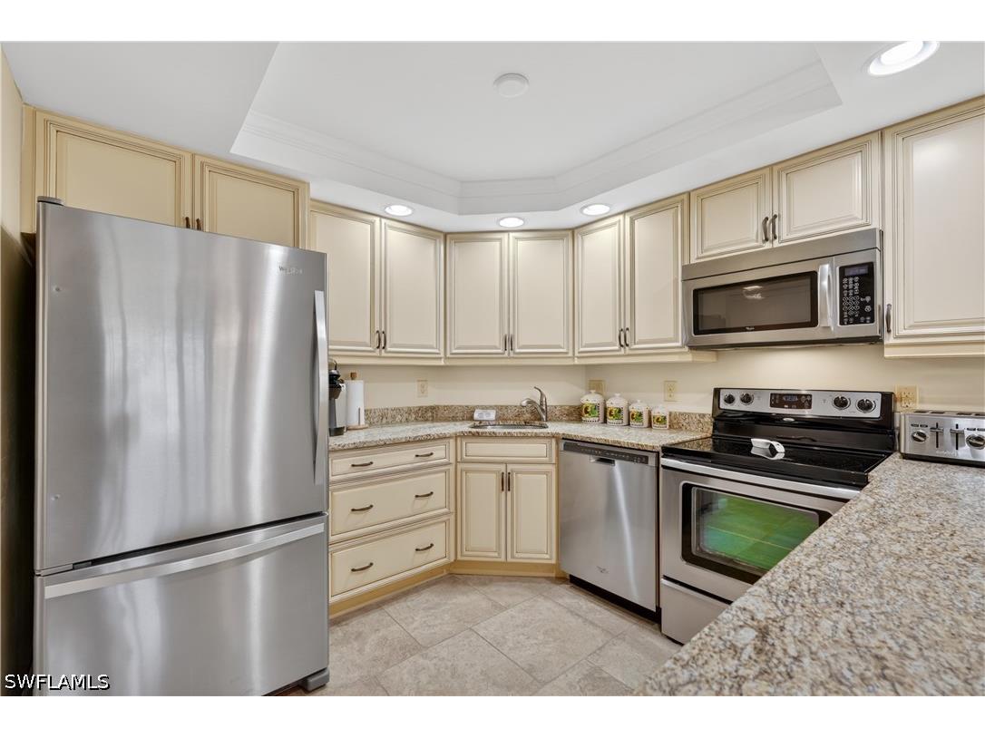 5 Bluebill Avenue #201 Naples FL 34108 226018075 image14