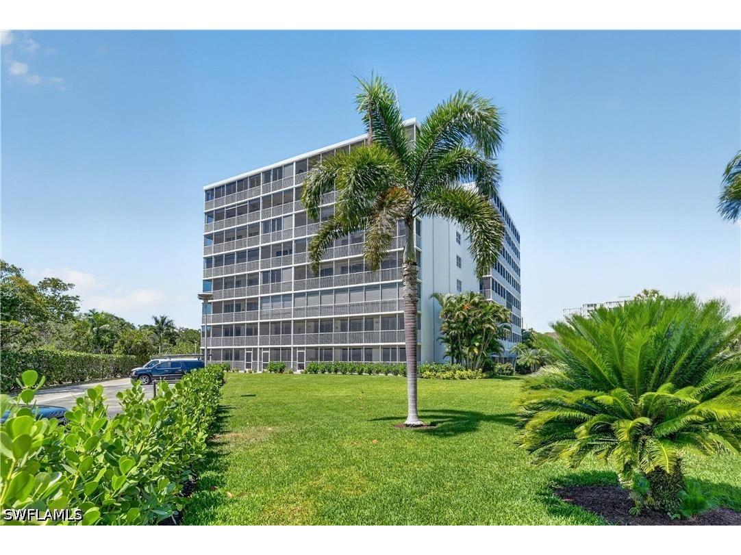5 Bluebill Avenue #201 Naples FL 34108 226018075 image41