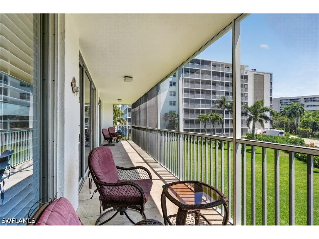 5 Bluebill Avenue #201 Naples FL 34108 226018075 image7