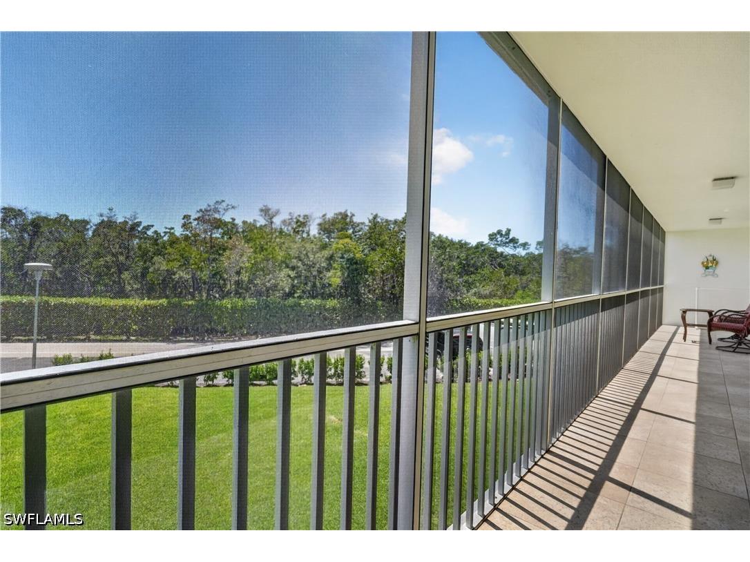 5 Bluebill Avenue #201 Naples FL 34108 226018075 image8