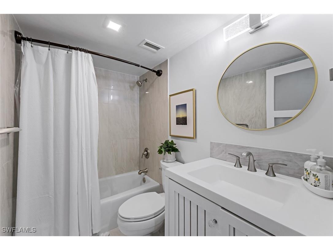 5 Bluebill Avenue #205 Naples FL 34108 226006041 image12
