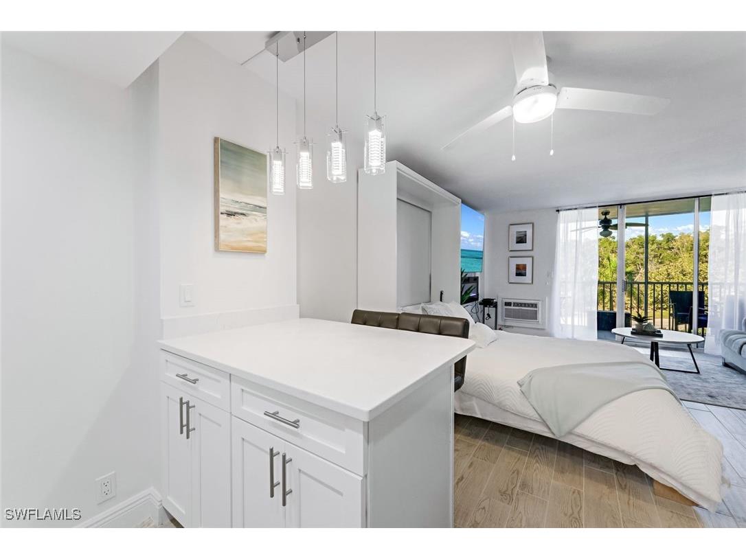 5 Bluebill Avenue #205 Naples FL 34108 226006041 image8