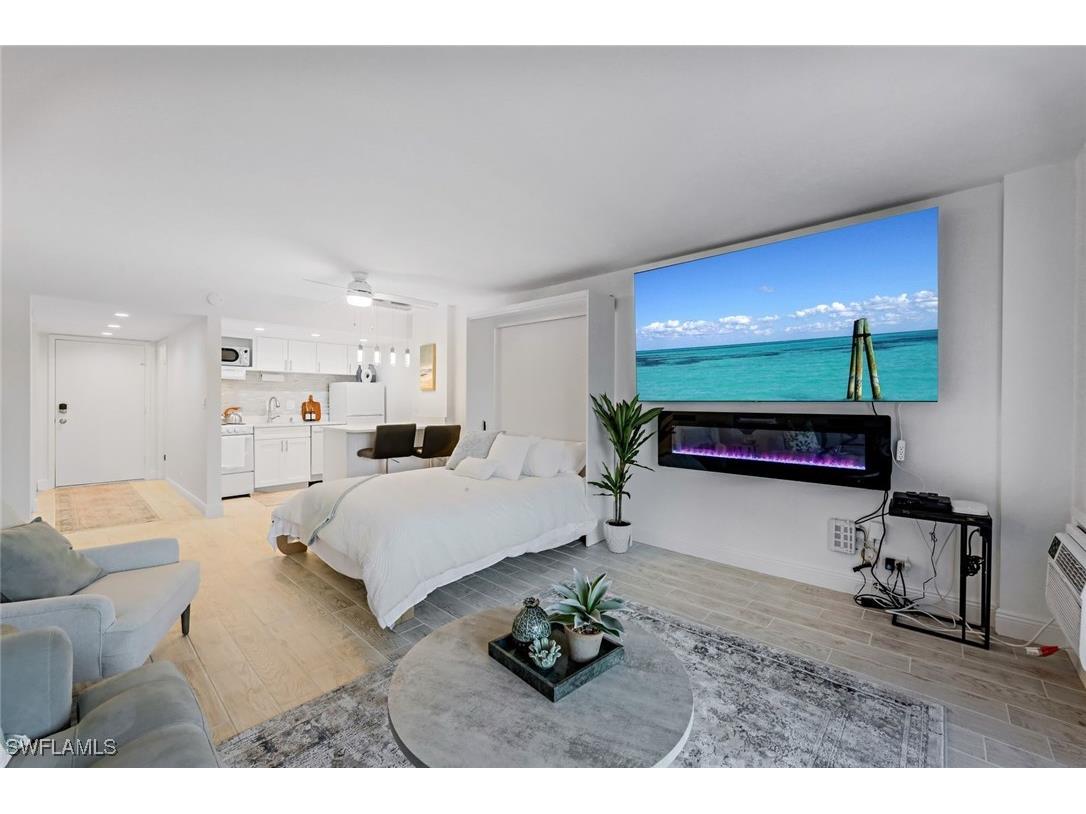 5 Bluebill Avenue #205 Naples FL 34108 226006041 image9