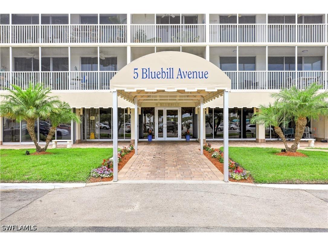 5 Bluebill Avenue #208 Naples FL 34108 226017904 image25