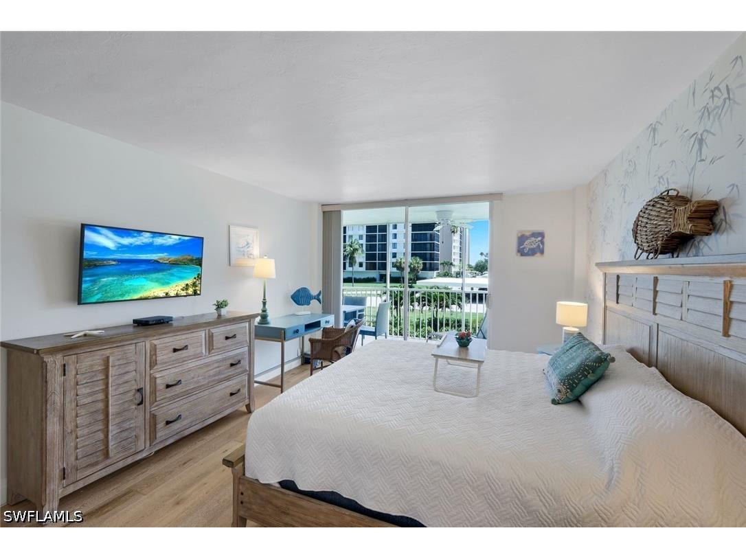 5 Bluebill Avenue #208 Naples FL 34108 226018376 image11