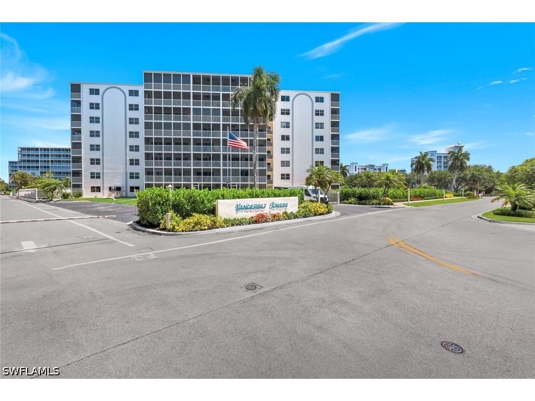 5 Bluebill Avenue #208 Naples FL 34108 226018376 image19