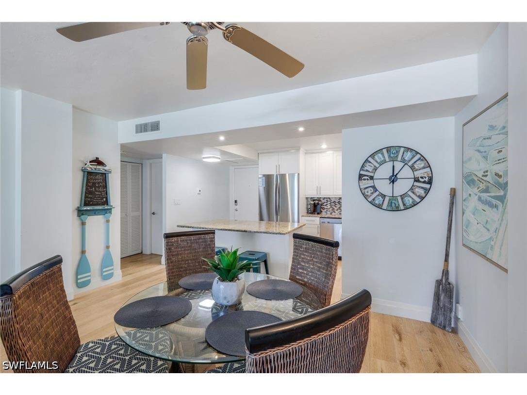 5 Bluebill Avenue #208 Naples FL 34108 226018376 image4