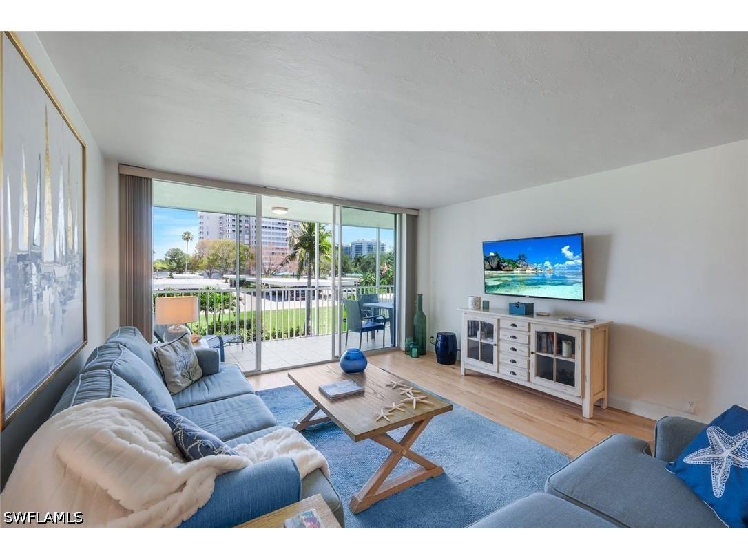 5 Bluebill Avenue #208 Naples FL 34108 226018376 image6